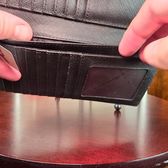 Michael Kors Womens Jet Set Travel Large Trifold Leather Wallet, Black - Picture 15 of 17